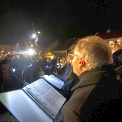 20221127_gyertyagyujtas_02