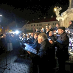 20221127_gyertyagyujtas_06